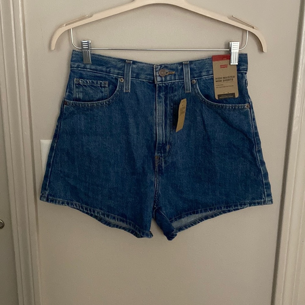 Levi’s, high wasted mom shorts